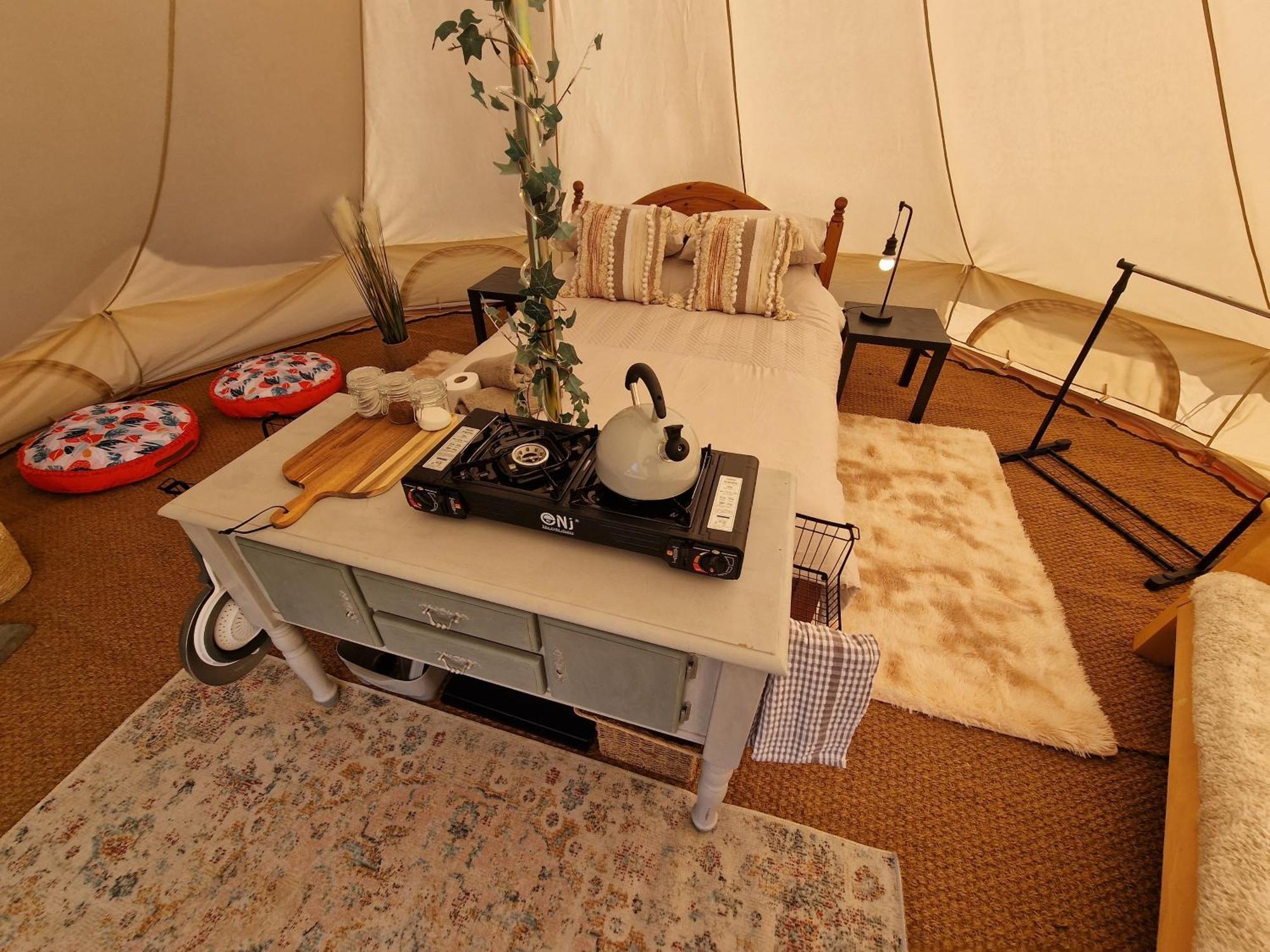Beautiful 1-Bed Bell Tent In Holyhead Exterior photo